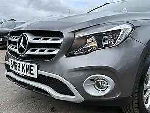 Used 2019 Mercedes-Benz Gla Se Mountain Grey - Interior and Exterior details 9