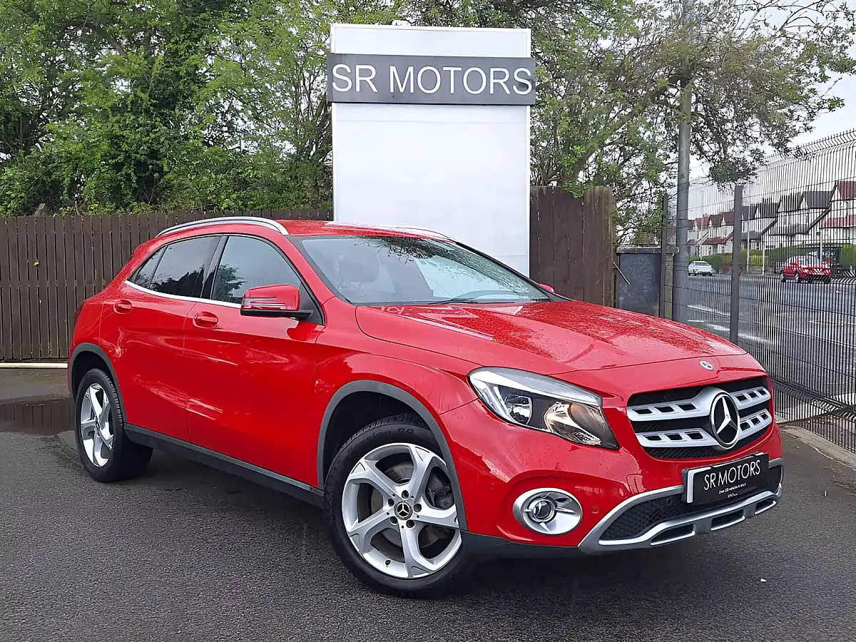 Used 2019 Mercedes-Benz Gla Sport Executive Red - Front View