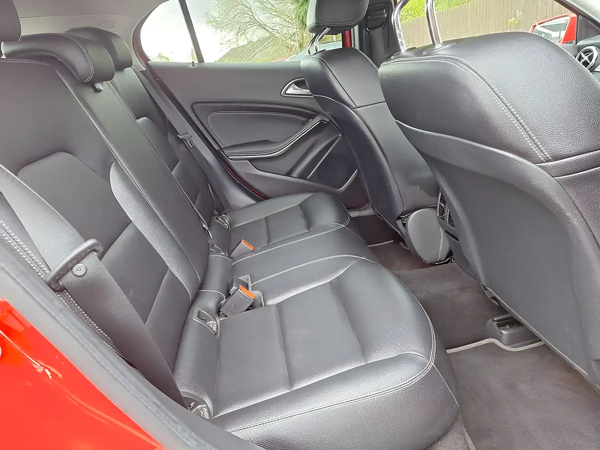 Used 2019 Mercedes-Benz Gla Sport Executive Red - Interior and Exterior details 11
