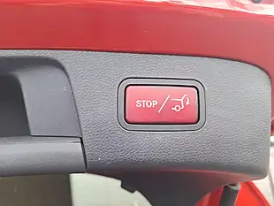 Used 2019 Mercedes-Benz Gla Sport Executive Red - Interior and Exterior details 12
