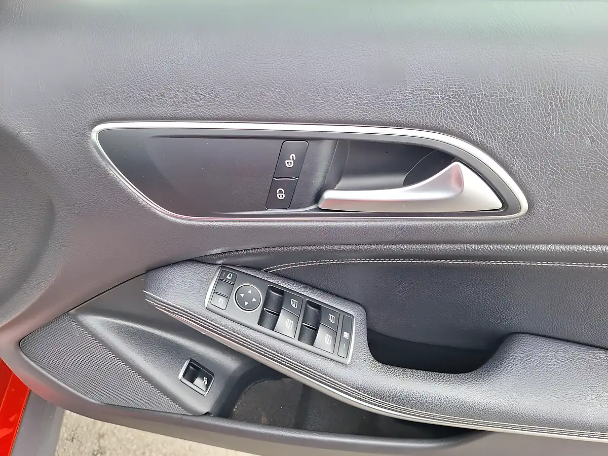 Used 2019 Mercedes-Benz Gla Sport Executive Red - Interior and Exterior details 14