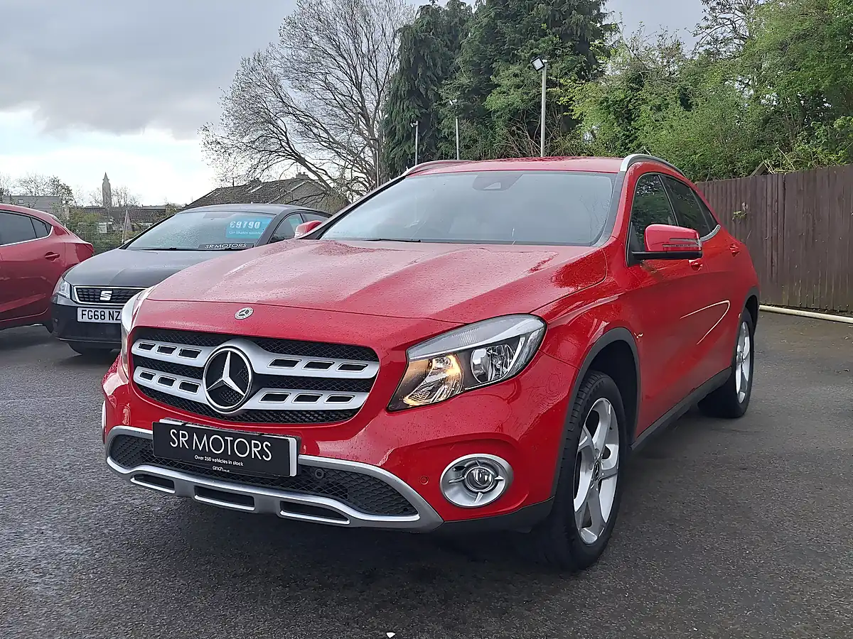 Used 2019 Mercedes-Benz Gla Sport Executive Red - Interior and Exterior details 3