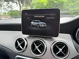 Used 2019 Mercedes-Benz Gla Sport Premium Plus Silver - Interior and Exterior details 19