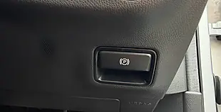 Used 2019 Mercedes-Benz Gla Sport Premium Plus Silver - Interior and Exterior details 20