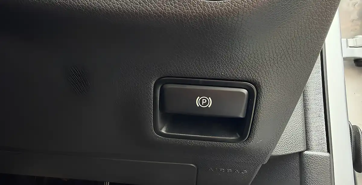 Used 2019 Mercedes-Benz Gla Sport Premium Plus Silver - Interior and Exterior details 20