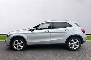 Used 2019 Mercedes-Benz Gla Sport Premium Plus Silver - Interior and Exterior details 4