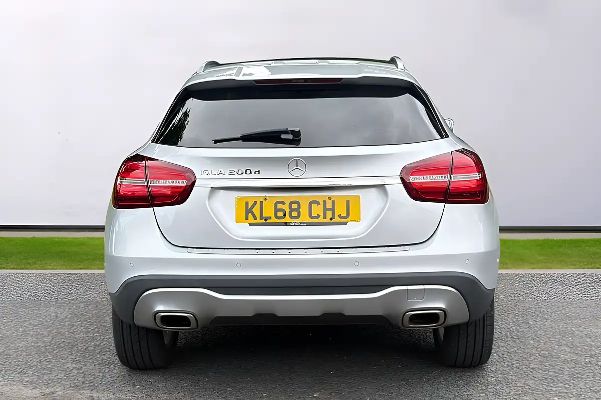 Used 2019 Mercedes-Benz Gla Sport Premium Plus Silver - Interior and Exterior details 6