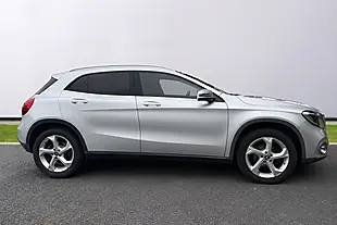 Used 2019 Mercedes-Benz Gla Sport Premium Plus Silver - Interior and Exterior details 8