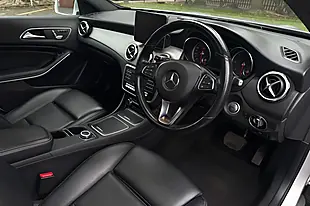 Used 2019 Mercedes-Benz Gla Sport Premium Plus Silver - Interior and Exterior details 9