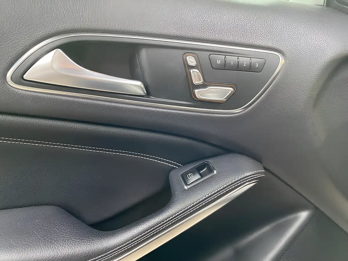 Used 2019 Mercedes-Benz Gla Sport Silver - Interior and Exterior details 15