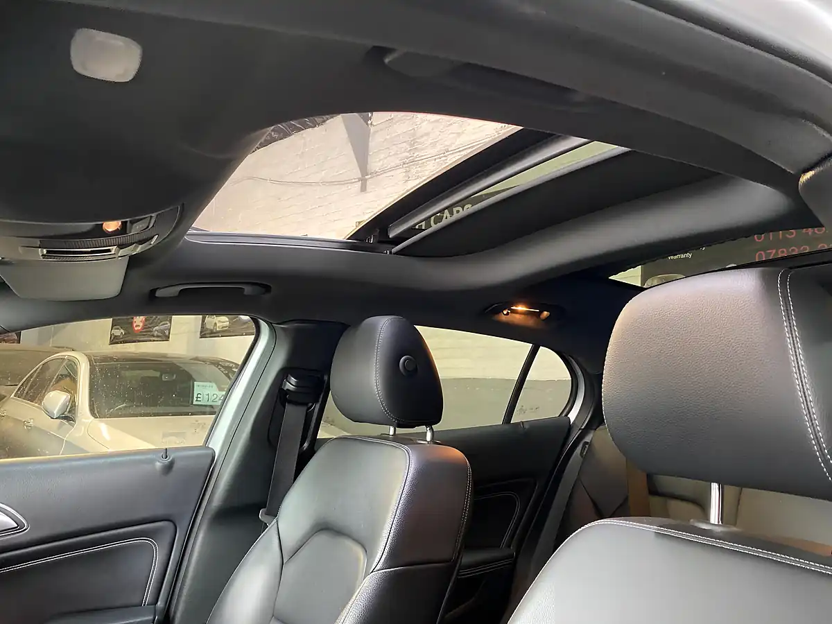 Used 2019 Mercedes-Benz Gla Sport Silver - Interior and Exterior details 20