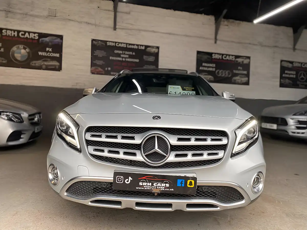 Used 2019 Mercedes-Benz Gla Sport Silver - Interior and Exterior details 9