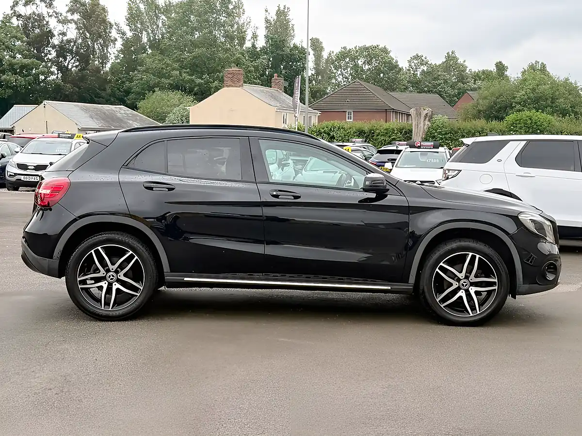 Used 2019 Mercedes-Benz Gla Urban Edition Black - Interior and Exterior details 14