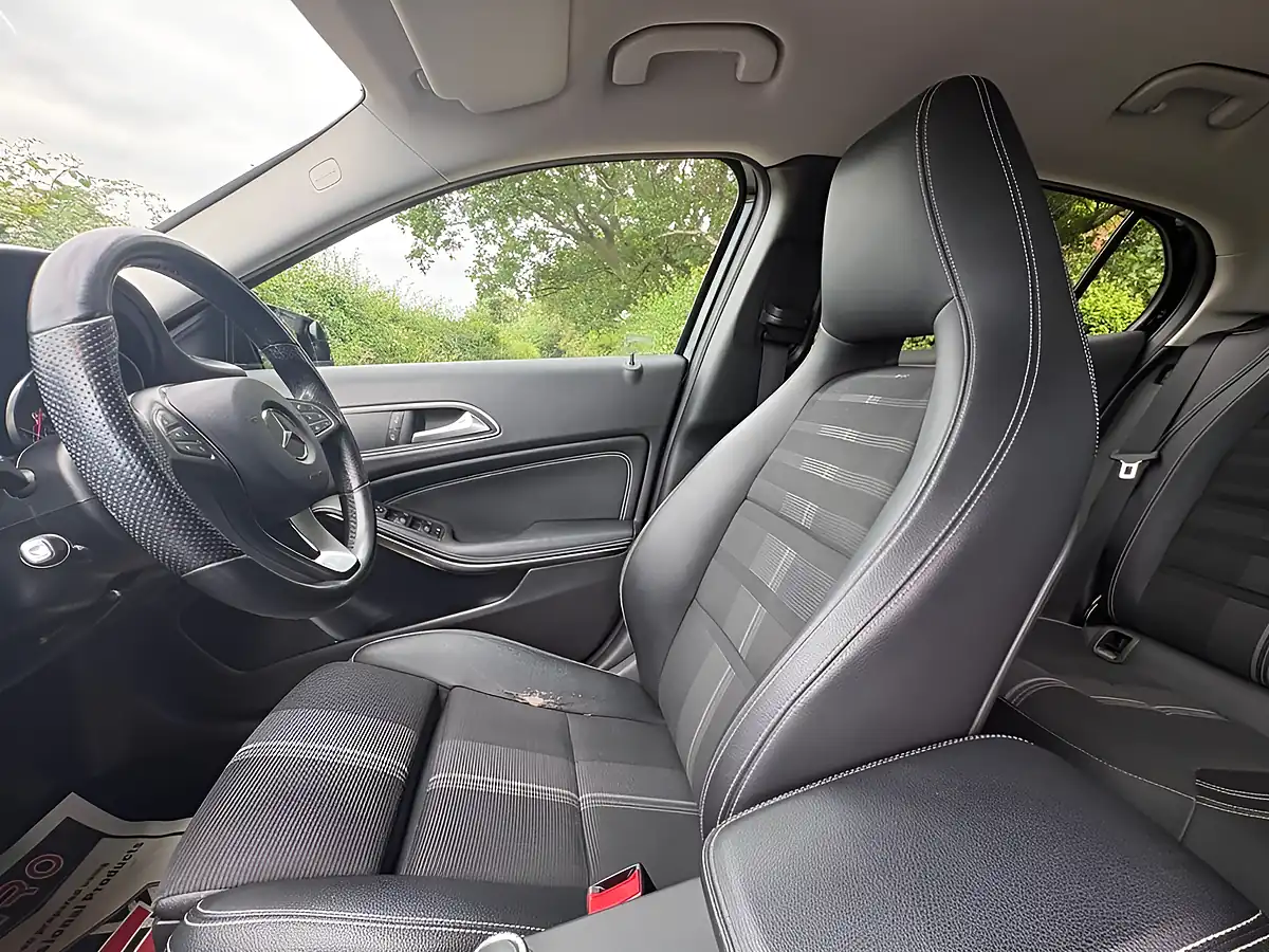 Used 2019 Mercedes-Benz Gla Urban Edition Black - Interior and Exterior details 15