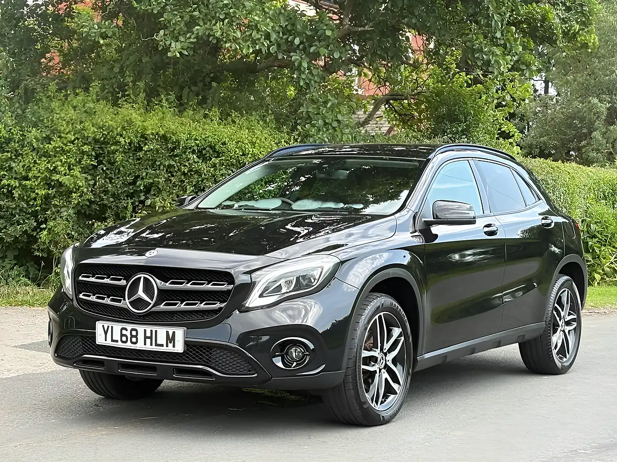 Used 2019 Mercedes-Benz Gla Urban Edition Black - Interior and Exterior details 3