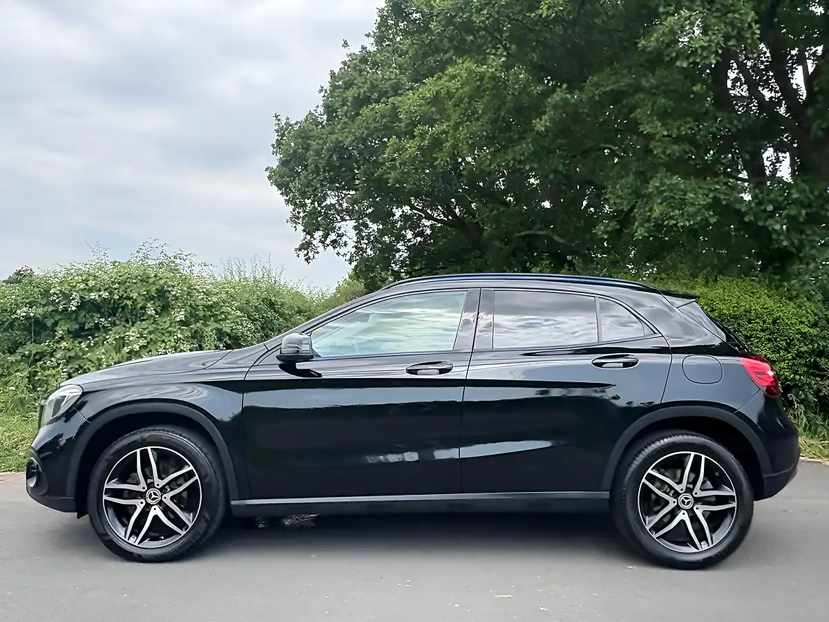 Used 2019 Mercedes-Benz Gla Urban Edition Black - Interior and Exterior details 4