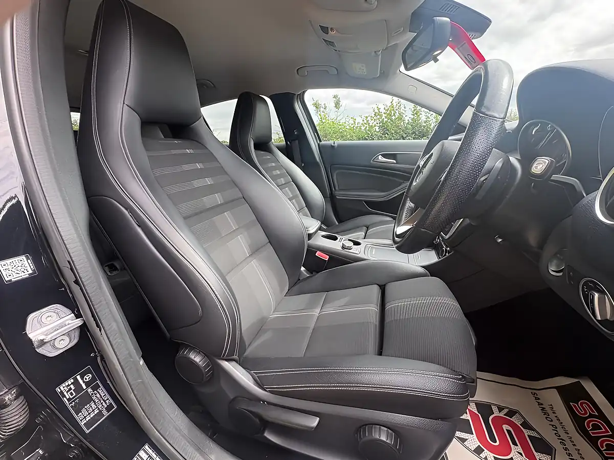 Used 2019 Mercedes-Benz Gla Urban Edition Black - Interior and Exterior details 6