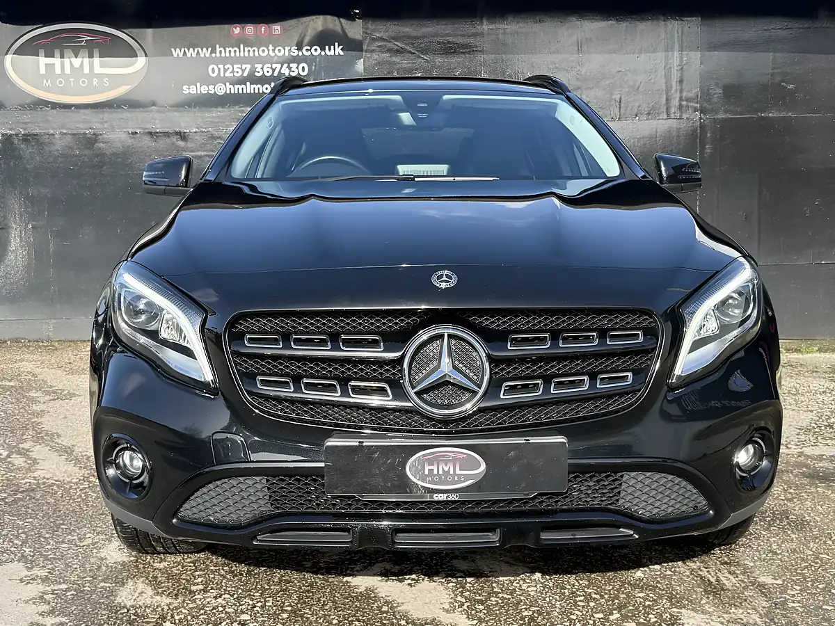 Used 2019 Mercedes-Benz Gla Urban Edition Black - Interior and Exterior details 5