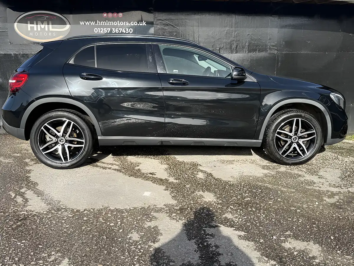 Used 2019 Mercedes-Benz Gla Urban Edition Black - Interior and Exterior details 7