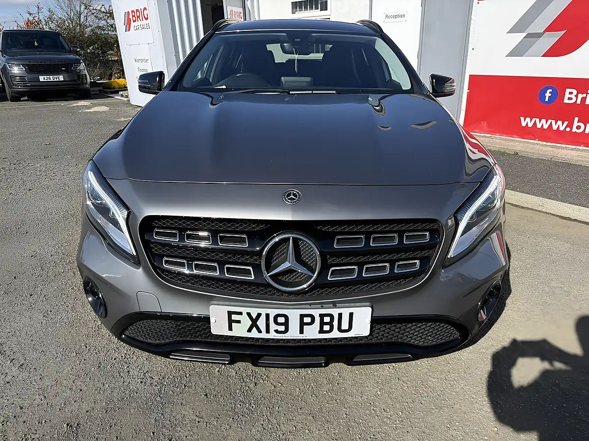 Used 2019 Mercedes-Benz Gla Urban Edition Grey - Interior and Exterior details 8