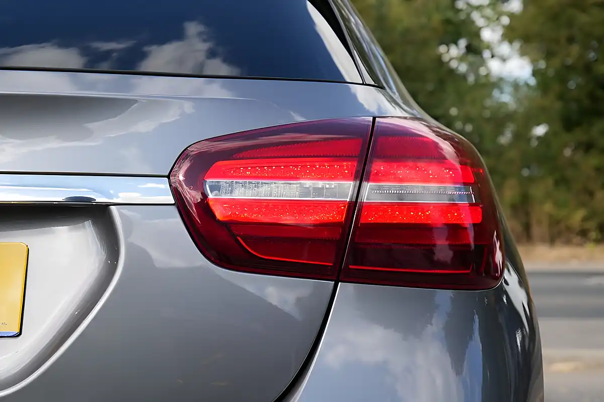 Used 2019 Mercedes-Benz Gla Urban Edition Grey - Interior and Exterior details 18