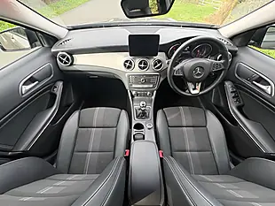 Used 2019 Mercedes-Benz Gla Urban Edition Grey - Interior and Exterior details 10
