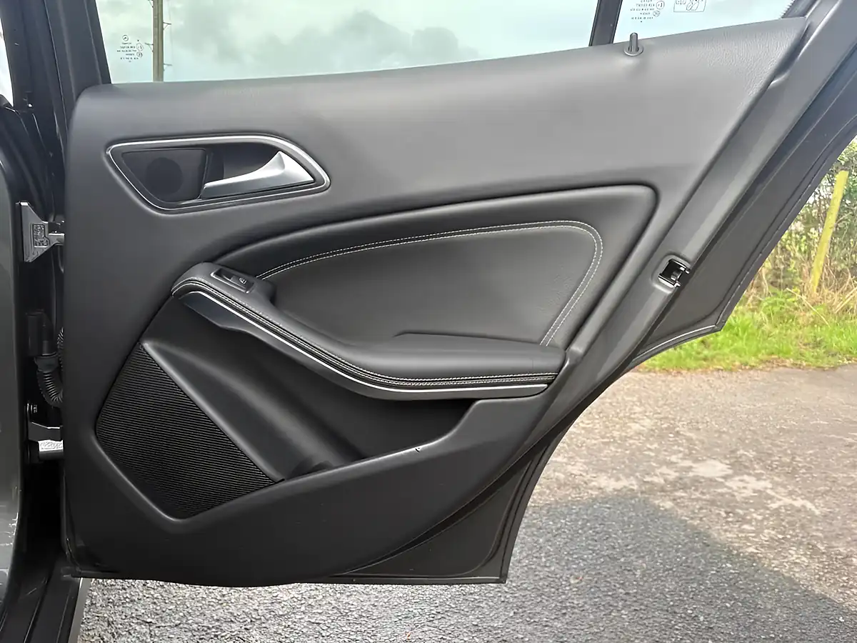 Used 2019 Mercedes-Benz Gla Urban Edition Grey - Interior and Exterior details 17