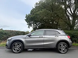 Used 2019 Mercedes-Benz Gla Urban Edition Grey - Interior and Exterior details 5