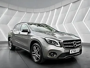 Used 2019 Mercedes-Benz Gla Urban Edition Grey - Interior and Exterior details 5