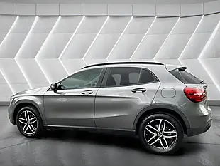 Used 2019 Mercedes-Benz Gla Urban Edition Grey - Interior and Exterior details 7