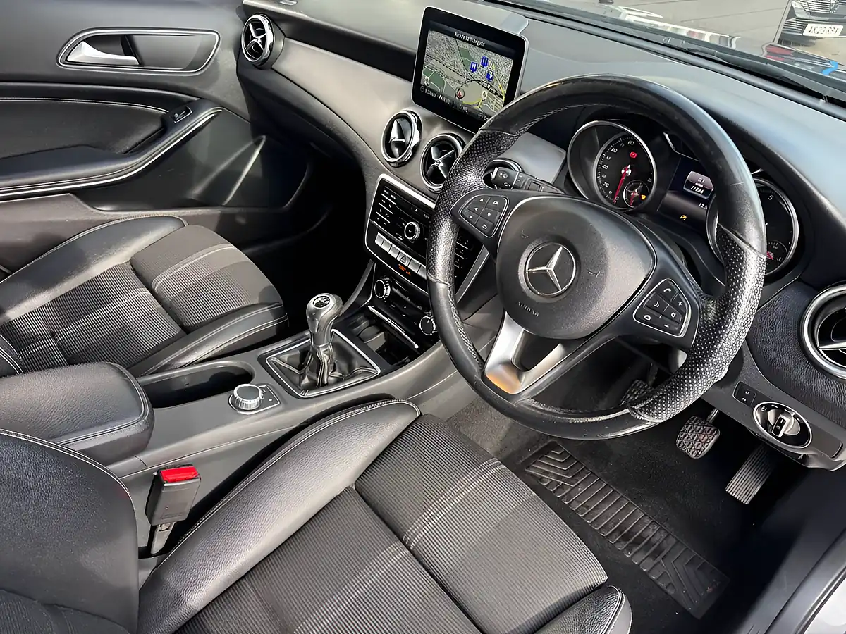 Used 2019 Mercedes-Benz Gla Urban Edition Grey - Interior and Exterior details 14