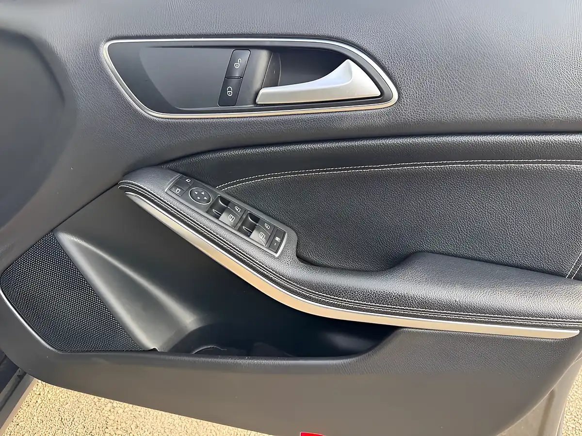 Used 2019 Mercedes-Benz Gla Urban Edition Grey - Interior and Exterior details 16