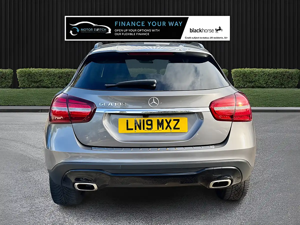 Used 2019 Mercedes-Benz Gla Urban Edition Grey - Interior and Exterior details 9