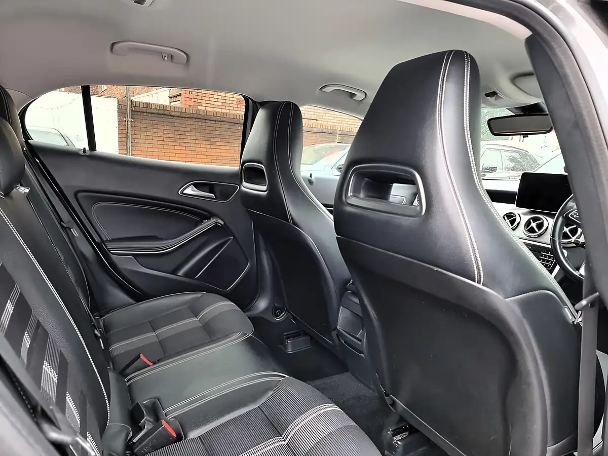 Used 2019 Mercedes-Benz Gla Urban Edition Grey - Interior and Exterior details 14