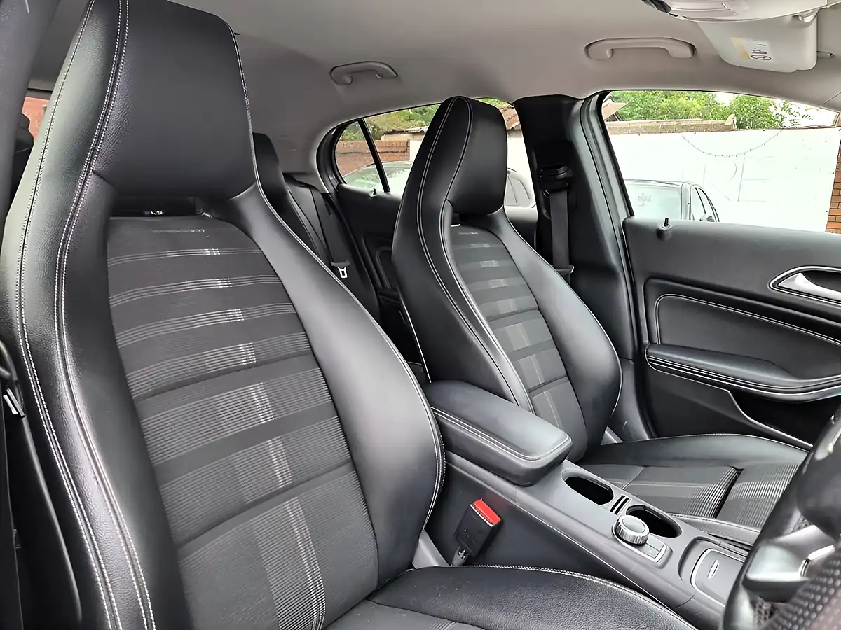 Used 2019 Mercedes-Benz Gla Urban Edition Grey - Interior and Exterior details 5