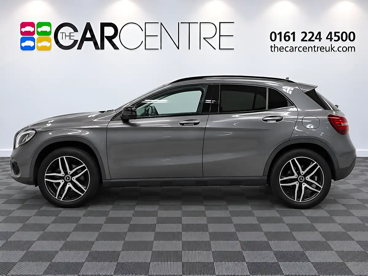 Used 2019 Mercedes-Benz Gla Urban Edition Grey - Interior and Exterior details 8
