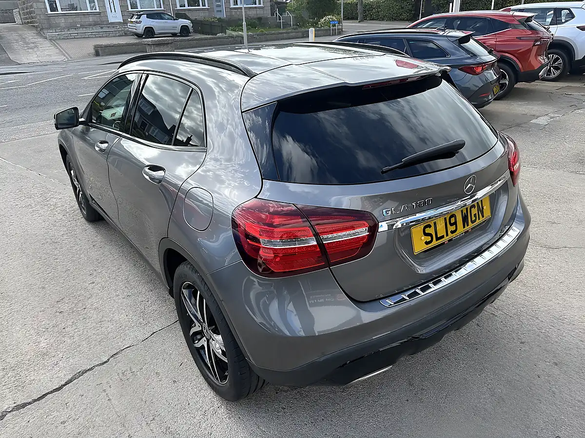 Used 2019 Mercedes-Benz Gla Urban Edition Grey - Interior and Exterior details 10