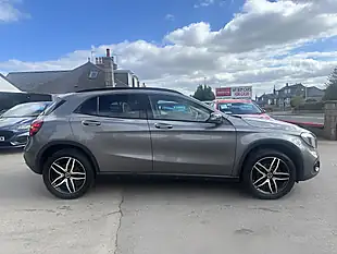 Used 2019 Mercedes-Benz Gla Urban Edition Grey - Interior and Exterior details 3