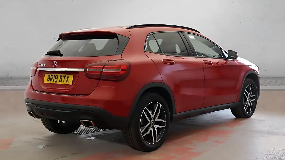 Used 2019 Mercedes-Benz Gla Urban Edition Jupiter Red - Interior and Exterior details 2