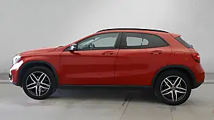 Used 2019 Mercedes-Benz Gla Urban Edition Jupiter Red - Interior and Exterior details 6
