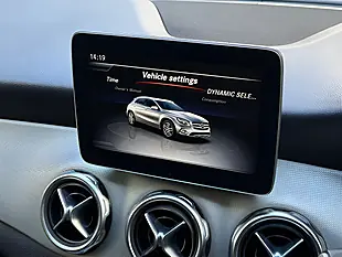 Used 2019 Mercedes-Benz Gla Urban Edition Mountain Grey - Interior and Exterior details 15