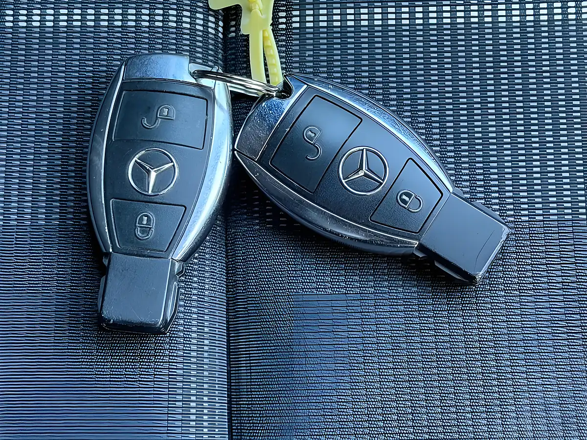 Used 2019 Mercedes-Benz Gla Urban Edition Mountain Grey - Interior and Exterior details 19