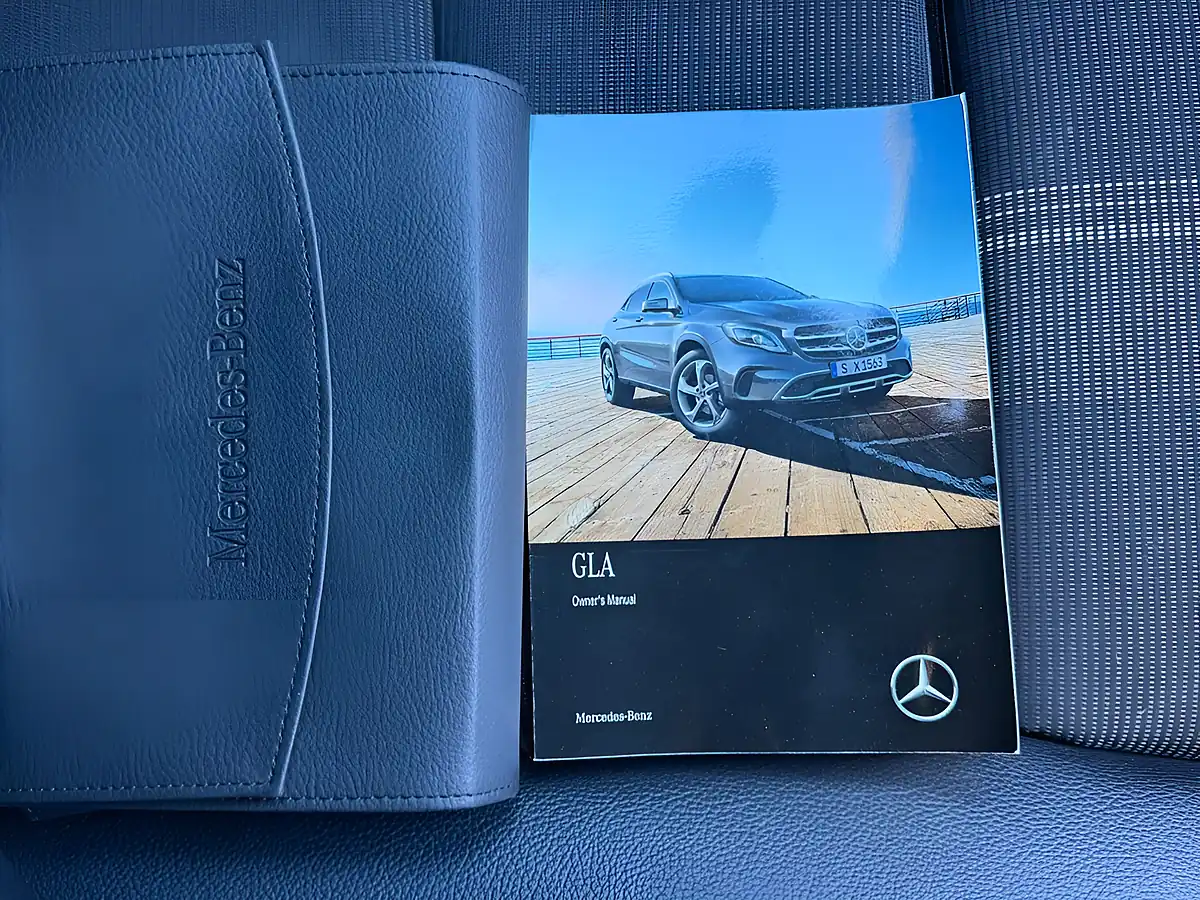 Used 2019 Mercedes-Benz Gla Urban Edition Mountain Grey - Interior and Exterior details 6