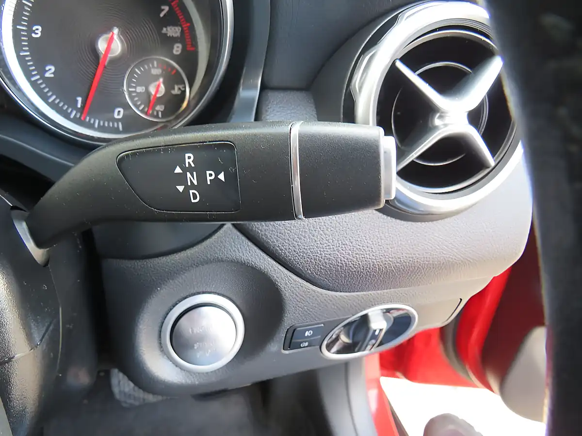 Used 2019 Mercedes-Benz Gla Urban Edition Red - Interior and Exterior details 14
