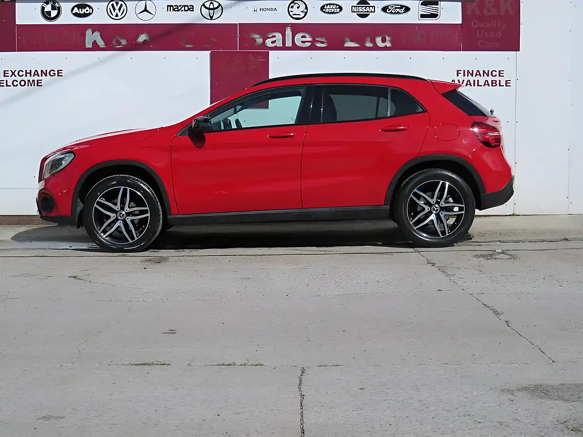 Used 2019 Mercedes-Benz Gla Urban Edition Red - Interior and Exterior details 5