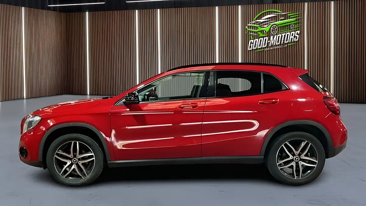 Used 2019 Mercedes-Benz Gla Urban Edition Red - Interior and Exterior details 17