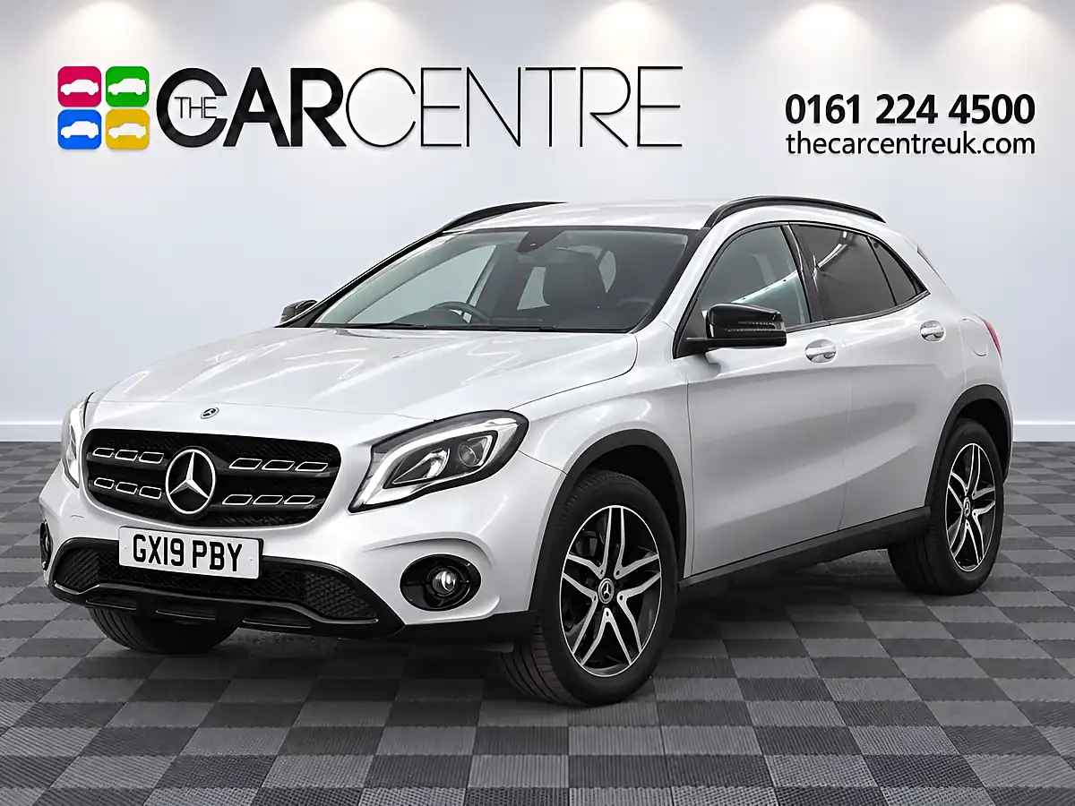 Used 2019 Mercedes-Benz Gla Urban Edition Silver - Interior and Exterior details 4