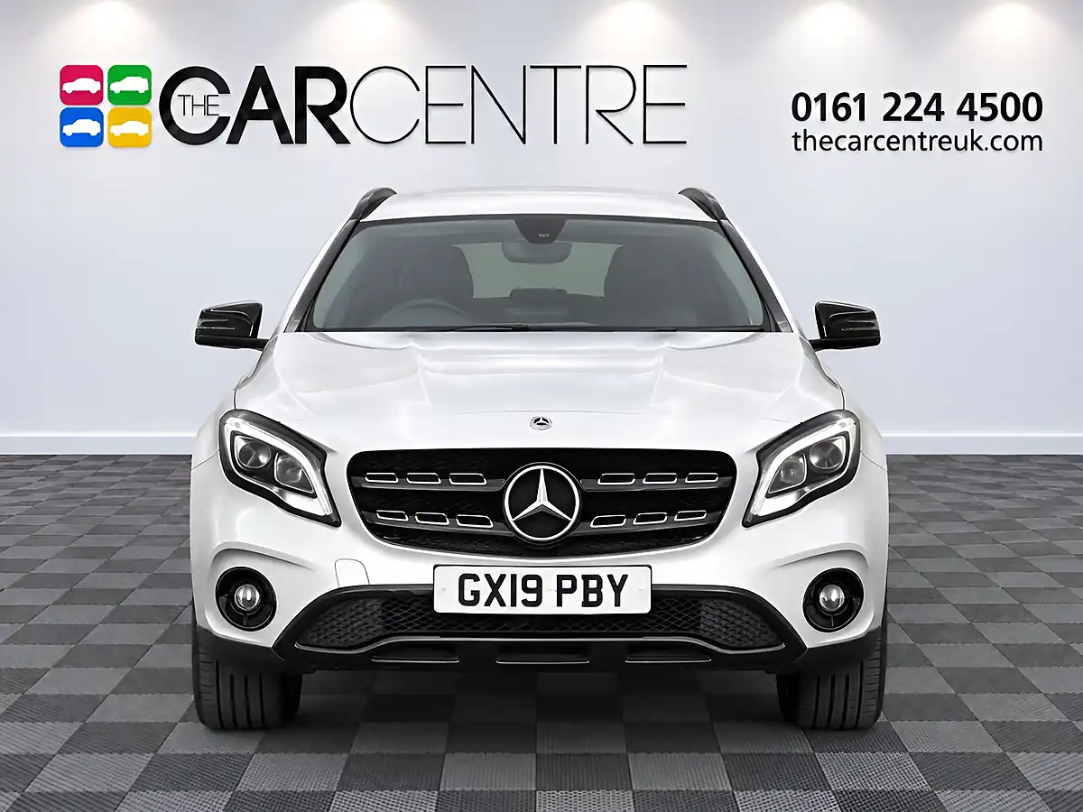 Used 2019 Mercedes-Benz Gla Urban Edition Silver - Interior and Exterior details 7