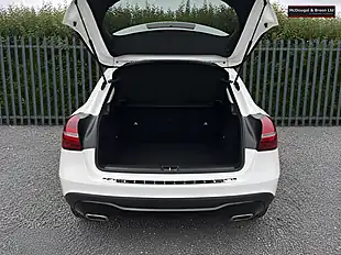 Used 2019 Mercedes-Benz Gla Urban Edition White - Interior and Exterior details 19