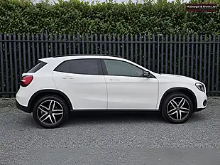 Used 2019 Mercedes-Benz Gla Urban Edition White - Interior and Exterior details 6